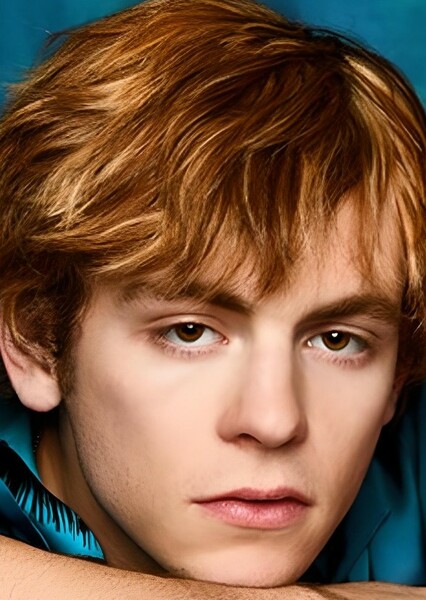 Ross Lynch photo