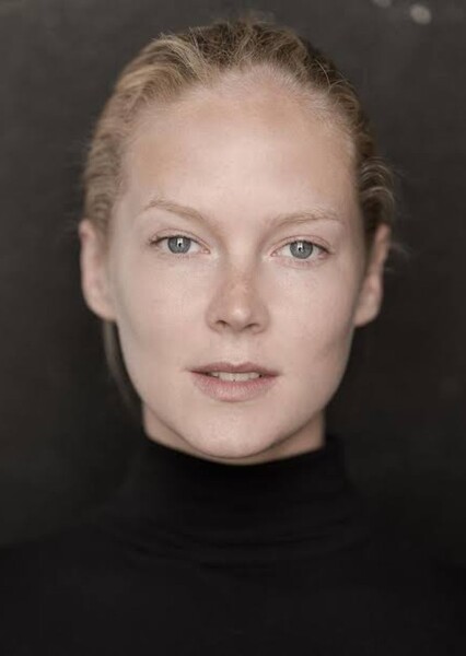 Rosy McEwen