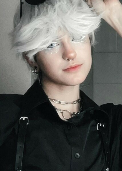 Rowan (@ROWSLEET) photo