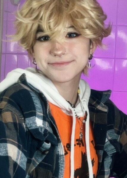 Rowan (@ROWSLEET) photo