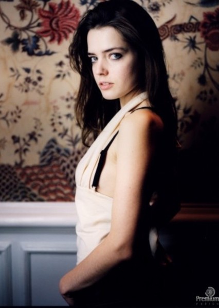 Roxane Mesquida photo