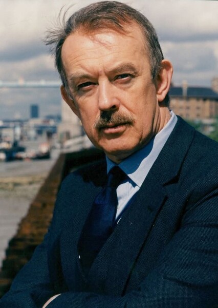 Roy Marsden