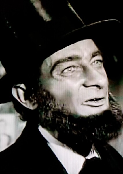 Royal Dano photo