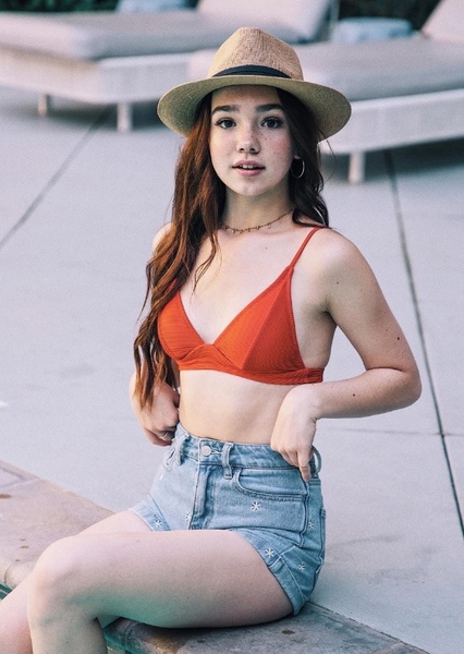 Ruby Jay photo