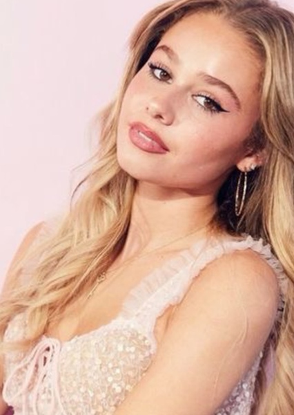 Ruby Rose Turner photo