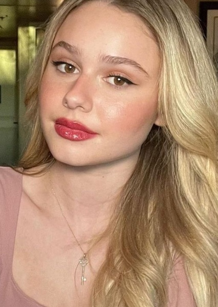 Ruby Rose Turner photo