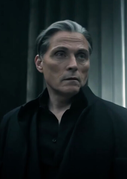 Rufus Sewell photo