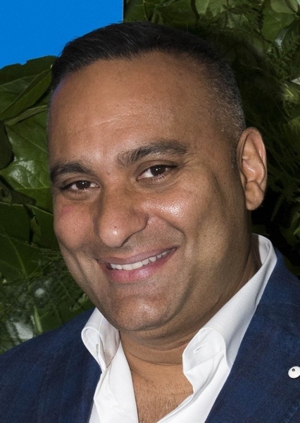 Russell Peters