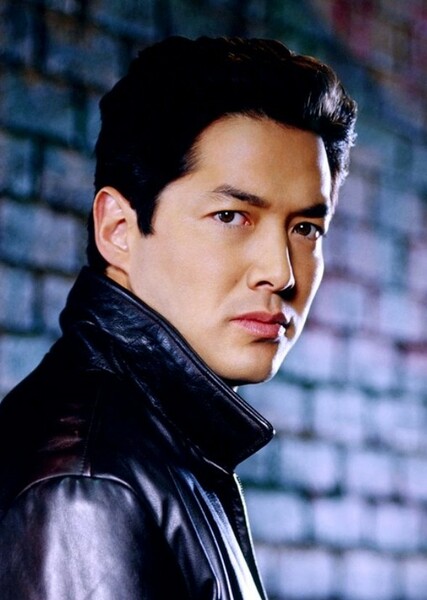 Russell Wong