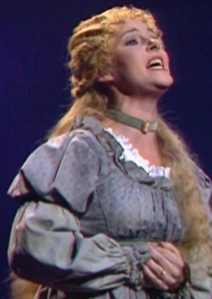 Ruthie Henshall photo