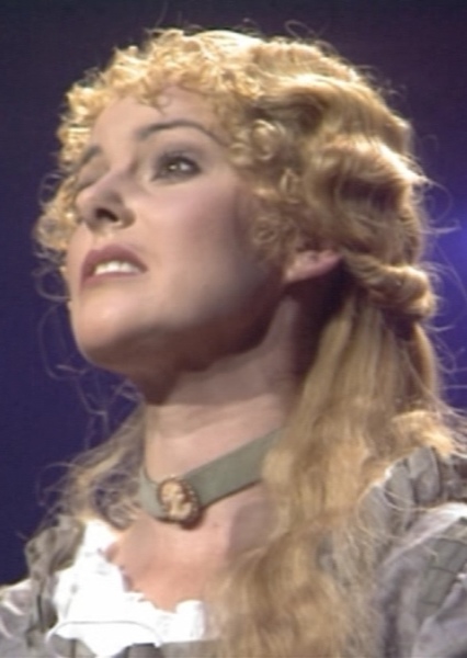 Ruthie Henshall photo
