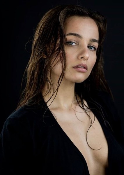 Ruxandra Porojnicu photo