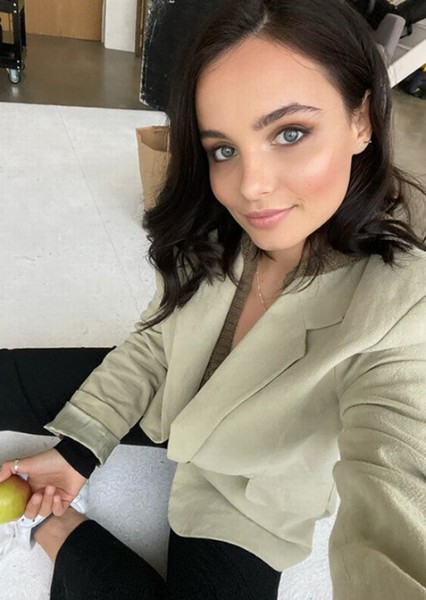 Ruxandra Porojnicu photo
