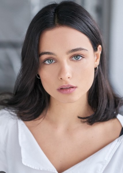 Ruxandra Porojnicu photo