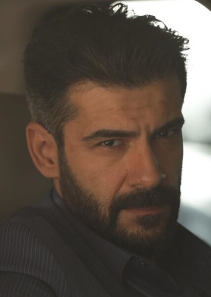 Ruzgar Aksoy photo