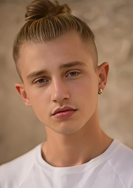 Ryan Dean photo