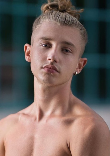 Ryan Dean photo