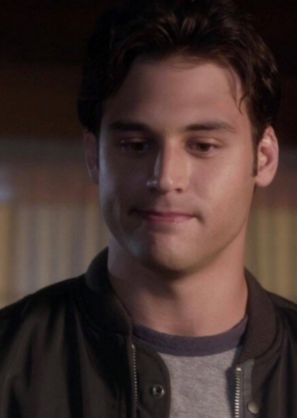 Ryan Guzman photo