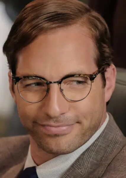 Ryan Hansen photo