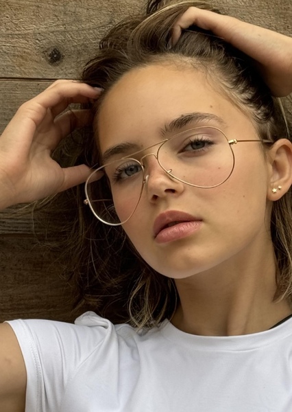 Ryan Kiera Armstrong photo