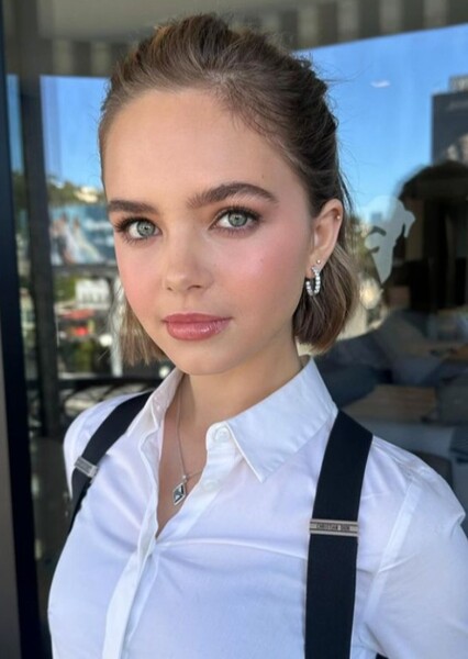 Ryan Kiera Armstrong photo