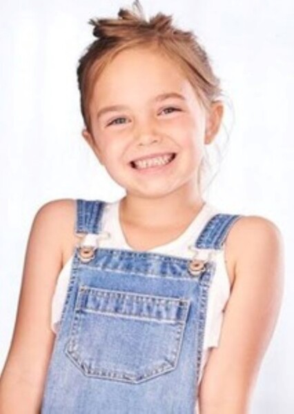 Ryan Kiera Armstrong photo