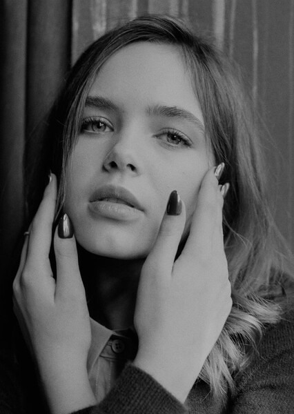 Ryan Kiera Armstrong photo