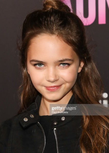 Ryan Kiera Armstrong photo