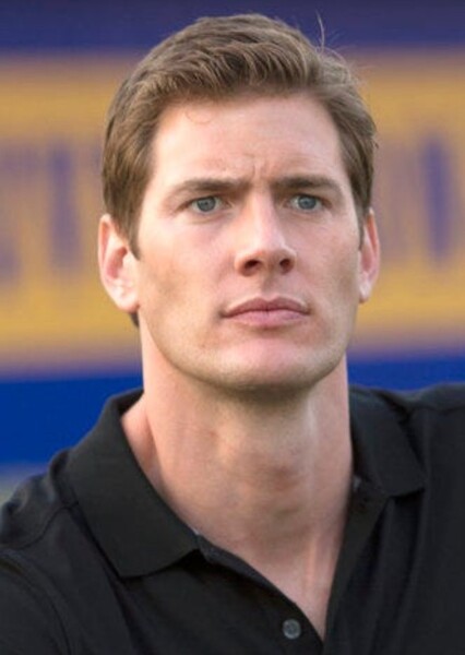 Ryan McPartlin photo