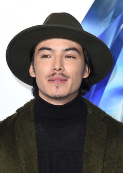 Ryan Potter photo