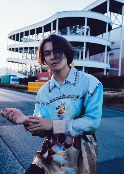 Ryan Potter photo