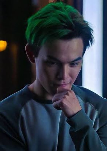 Ryan Potter photo