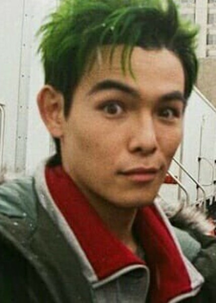 Ryan Potter photo