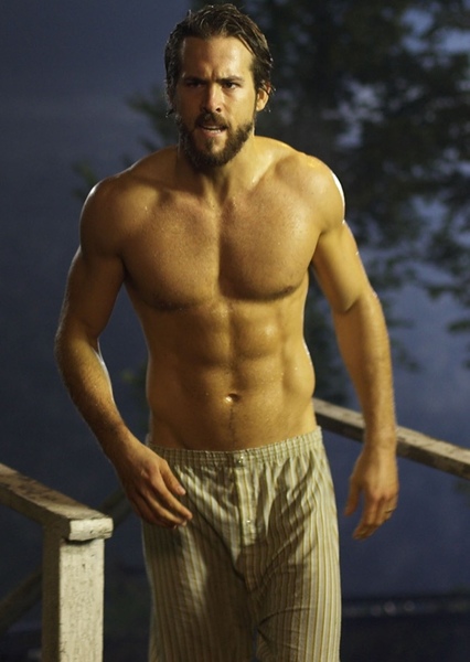 Ryan Reynolds photo