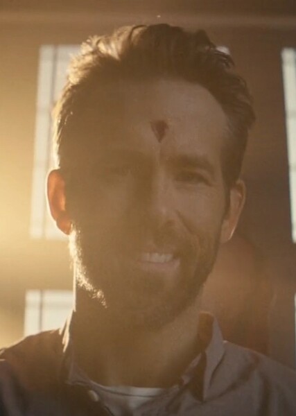Ryan Reynolds photo