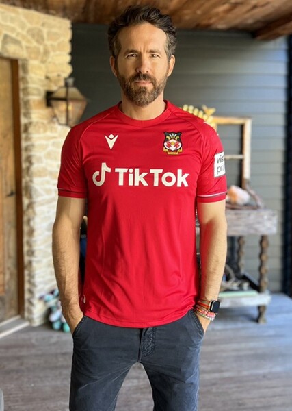 Ryan Reynolds photo