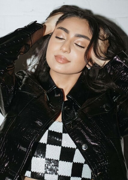 Saara Chaudry photo