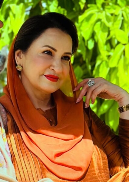 Saba Faisal photo