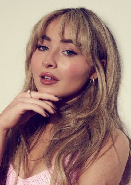 Sabrina Carpenter photo