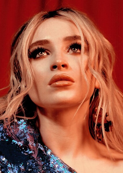 Sabrina Carpenter photo