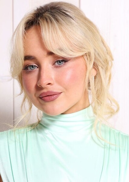 Sabrina Carpenter photo