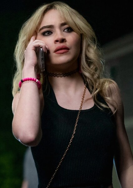 Sabrina Carpenter photo