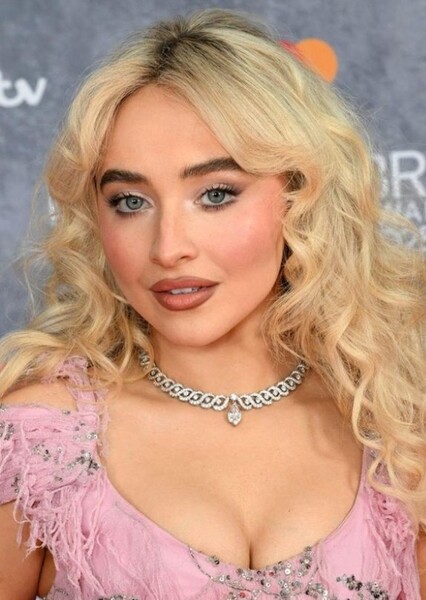 Sabrina Carpenter photo