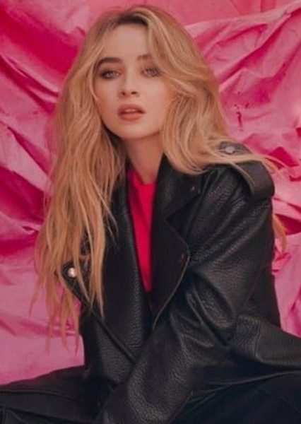 Sabrina Carpenter photo