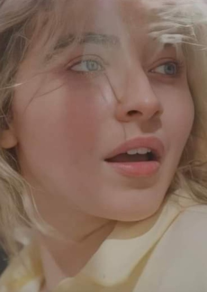 Sabrina Carpenter photo