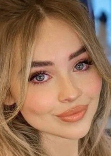 Sabrina Carpenter photo