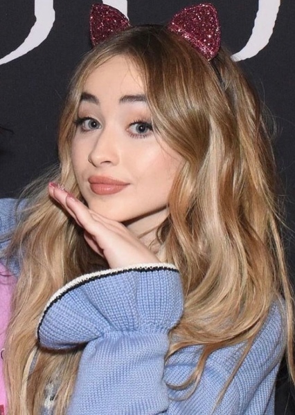 Sabrina Carpenter photo