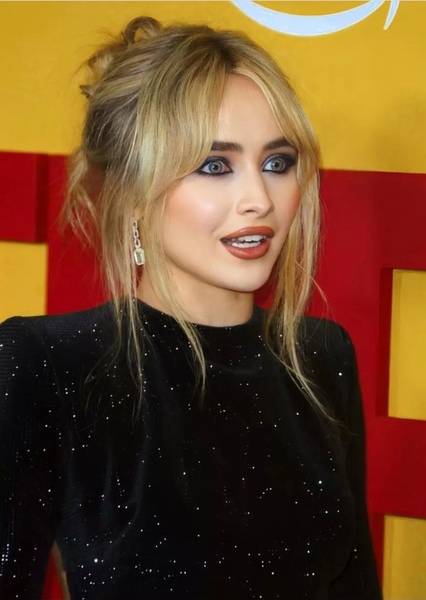 Sabrina Carpenter photo