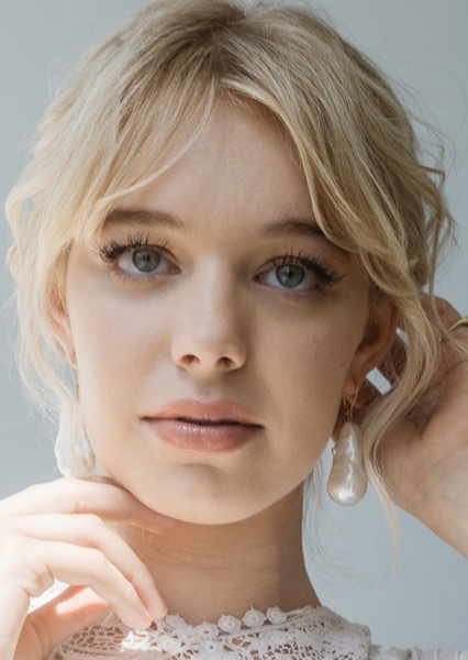 Sadie Calvano photo
