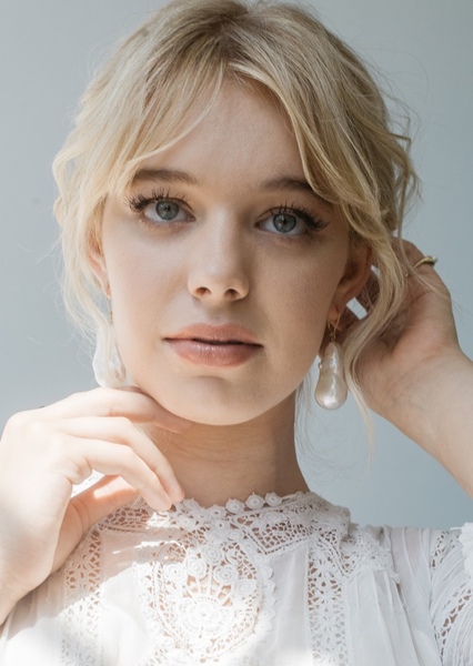Sadie Calvano photo